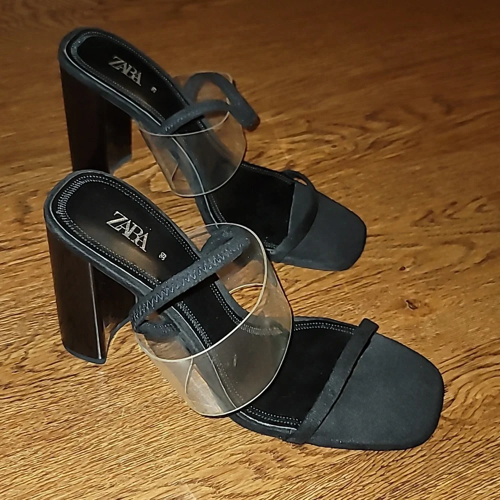 Shoes - Picture 2 of 4